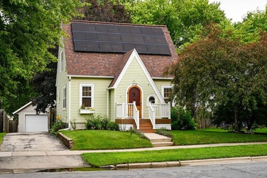 Lake Mendota Home Active Under Contract in Madison Wisconsin