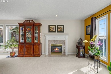 Welcome to this spacious and inviting 4 bed/ 2.5 bath home - photo 10