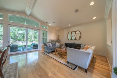 Redding's most sought after Golf Course Gated Community. Custom - photo 41