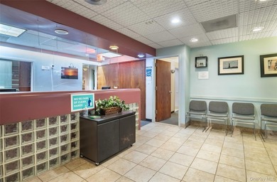 The ideal location for your business to thrive! Situated in one - photo 5