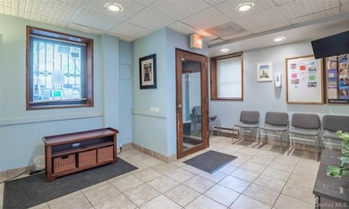 The ideal location for your business to thrive! Situated in one - photo 7