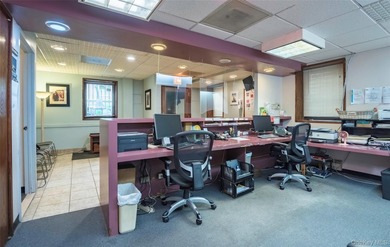 The ideal location for your business to thrive! Situated in one - photo 9