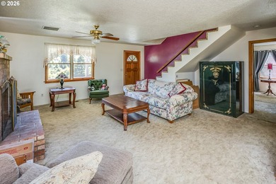 Two homes on over 7 riverfront acres! The 1983 home is 3 bedroom - photo 14