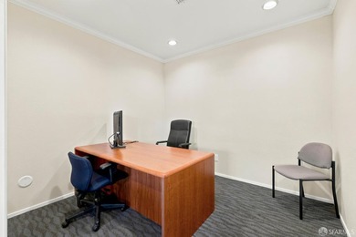 Welcome to this beautifully updated 2 bed/1 bath townhouse-style - photo 19