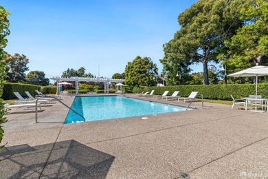Welcome to this beautifully updated 2 bed/1 bath townhouse-style - photo 25