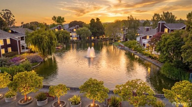 Welcome to this beautifully updated 2 bed/1 bath townhouse-style - photo 33