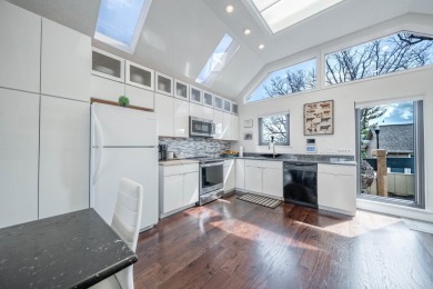 Lake Condo For Sale in Lake Ozark, Missouri
