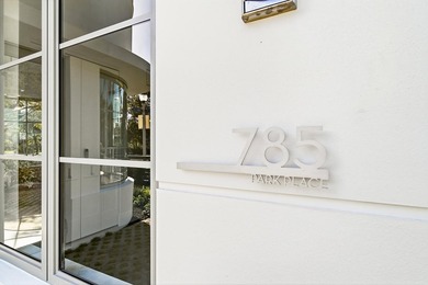 Tucked in the heart of historic Grandview Heights, this striking - photo 2