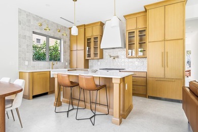 Tucked in the heart of historic Grandview Heights, this striking - photo 7