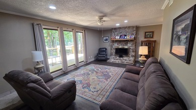 317 Castle Ridge Heights - Move-In Ready & Mostly Furnished! - photo 7