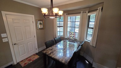 317 Castle Ridge Heights - Move-In Ready & Mostly Furnished! - photo 9