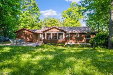 Welcome to this adorable year round ranch-style lake home! Upon - photo 37
