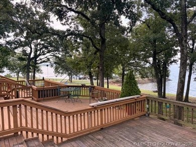 Waterfront One in a Million Lake Condo! Extra-large wood deck - photo 3