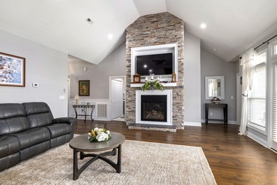 Exceptional custom waterfront home on Lake Marion with gorgeous - photo 43