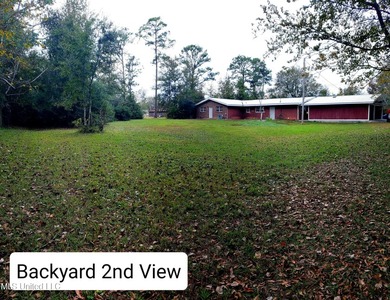 Wow! You'll LOVE this Rare Find in a NON-Flood Zone, Centrally - photo 6
