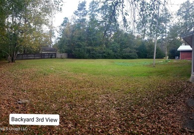Wow! You'll LOVE this Rare Find in a NON-Flood Zone, Centrally - photo 7