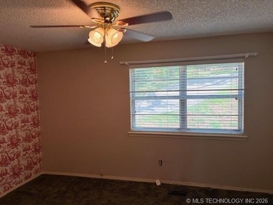Waterfront One in a Million Lake Condo! Extra-large wood deck - photo 9