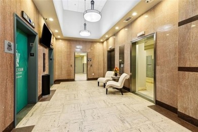 Turnkey, high-performing short-term rental in the CBD--one of