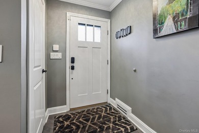 Welcome to this beautifully updated and impeccably maintained - photo 5