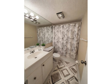 Enjoy an Intracoastal waterfront all age community offering - photo 7