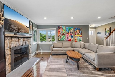 Welcome to this beautifully updated and impeccably maintained - photo 8