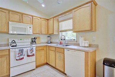 Step inside this well maintained, 3 bedroom, 2 bath, split floor - photo 10