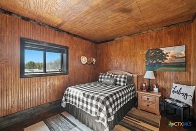 The lake is back - and it's stunning. Escape to your own fully - photo 34