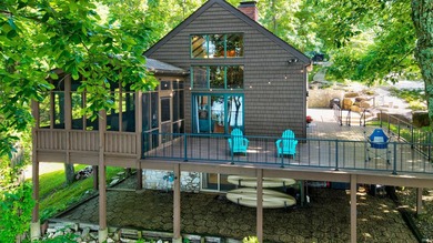 Enjoy year-round lake living from this original Yankee Barn post - photo 7