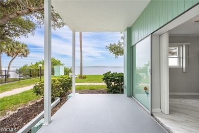 Riverfront living and downtown convenience all in one. This - photo 1
