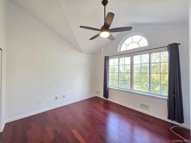 Two dwelling with 3200 interior sq footage. 2 bedroom unit - photo 2