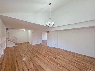 Two dwelling with 3200 interior sq footage. 2 bedroom unit - photo 8