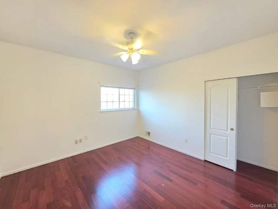 Two dwelling with 3200 interior sq footage. 2 bedroom unit - photo 9