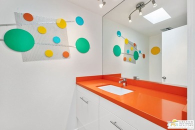 Iconic Mid-Century Modern architecture meets contemporary design - photo 27