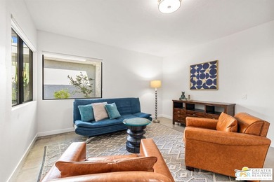 Iconic Mid-Century Modern architecture meets contemporary design - photo 40