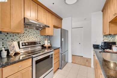 Top floor at 322 Hanover Avenue #512 puts you close to Lake - photo 14