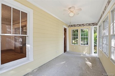 Welcome home to this charming historical Colonial, ideally - photo 14