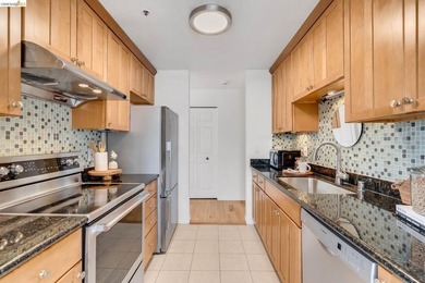 Top floor at 322 Hanover Avenue #512 puts you close to Lake - photo 15