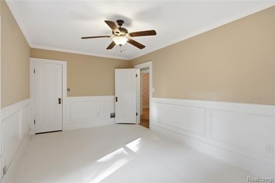 Welcome home to this charming historical Colonial, ideally - photo 16