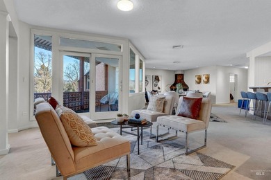 Welcome to the Penthouse at Rim Crest Condominiums, an iconic - photo 21