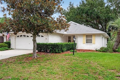 Charming Home on the Golf Course, offering both privacy and - photo 3