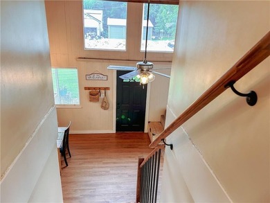 Welcome home to this cute and cozy 2-bedroom, 1-bath property - photo 25