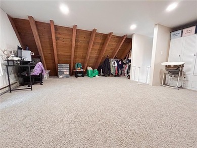 Welcome home to this cute and cozy 2-bedroom, 1-bath property - photo 29
