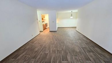Welcome to the highly coveted Willow Grove Community. This 1 - photo 4
