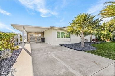 This is a unique and gorgeous waterfront paradise and a true - photo 4