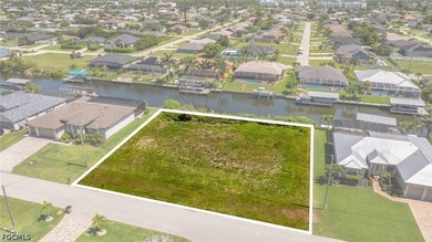 Rare opportunity to own an oversized Gulf-access waterfront - photo 3