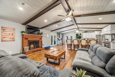 An exceptional investment opportunity and the ultimate lakefront - photo 2