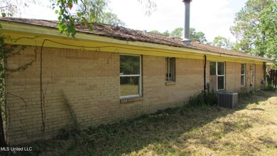3 bedroom 2 bath home being sold as-is. Newer roof for lower - photo 2