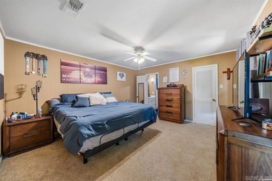 An exceptional investment opportunity and the ultimate lakefront - photo 10