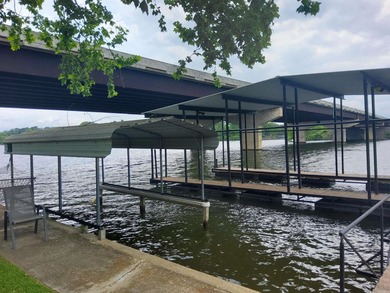 Lakefront living at its best is now complete in this beautifully - photo 4