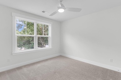 Welcome home to 1552 N. Avalon Circle! Classic Lowcountry Living - photo 18